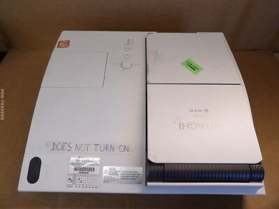 Hitachi ED-A101 UST Projector Beamer XGA 3LCD 2000 Lumens - DOES NOT TURN ON