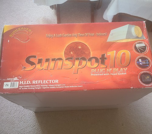 Sunleaves Sunspot 10 Plug N Play (SSCT 190) Grow Light - Brand New in Box - Picture 4 of 8