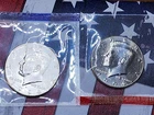 1994 P & D Kennedy Half Dollar Set (2 Coins)   *MINT CELLO*  **FREE SHIPPING**