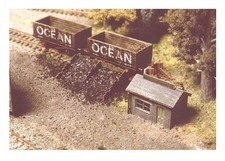 Ratio 229 Charbon Dépôt 2 Staithes & 1 Chapeau Kit - N Gauge Plastique -2nd