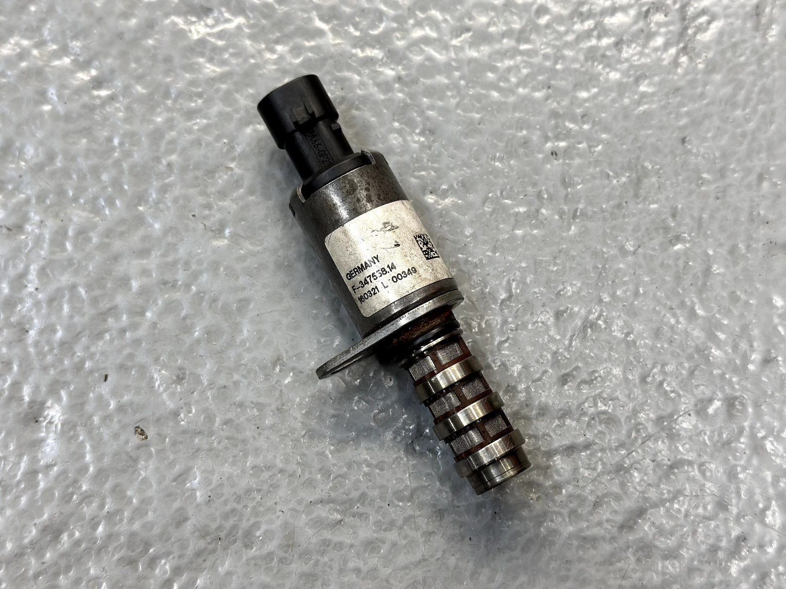 Mclaren 570 600 720 Engine Oil Pressure Regulator Valve  F34755814 used