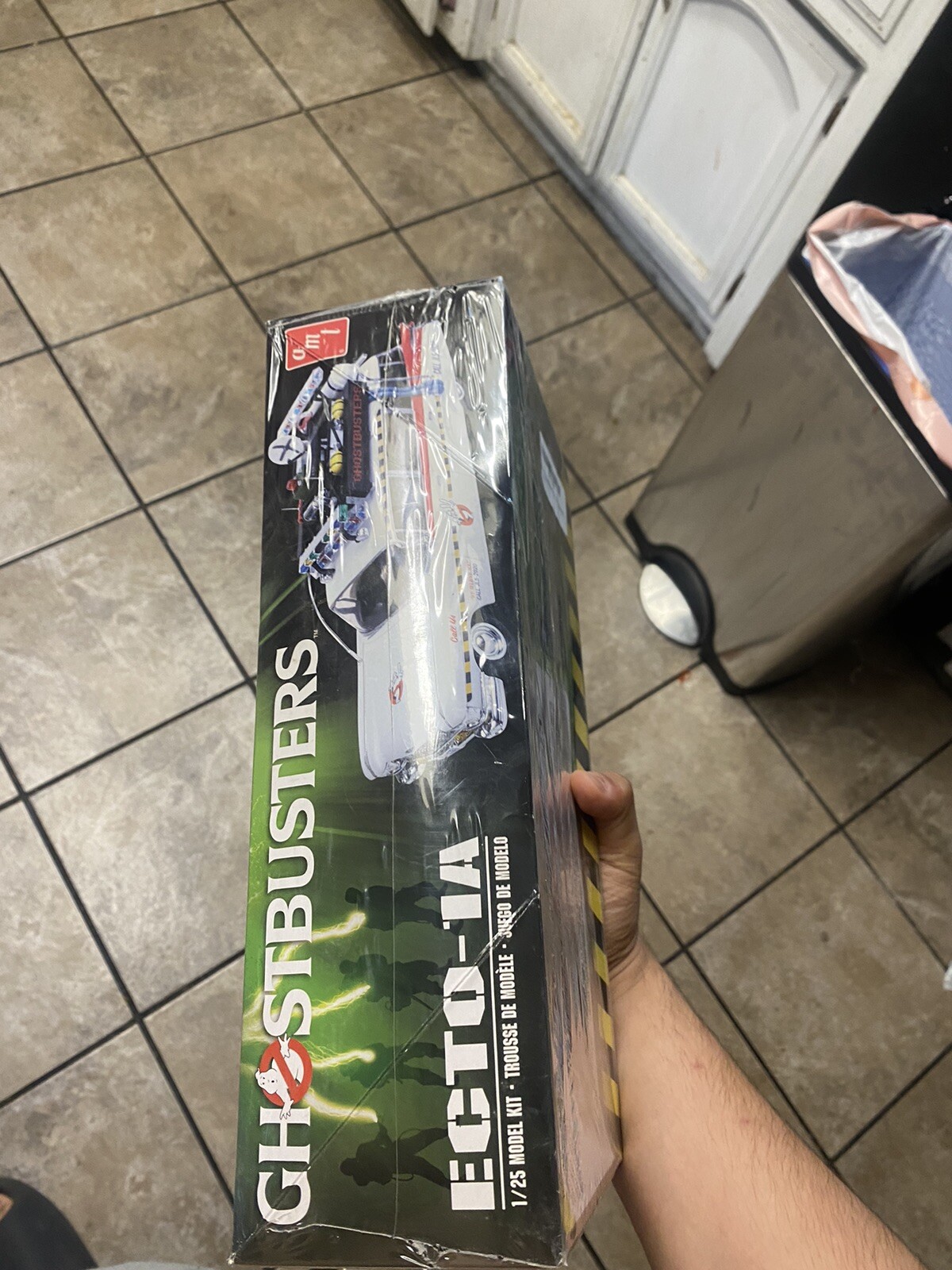 Sealed AMT Ghostbusters ECTO-1A 1/25 Scale Car Model Kit