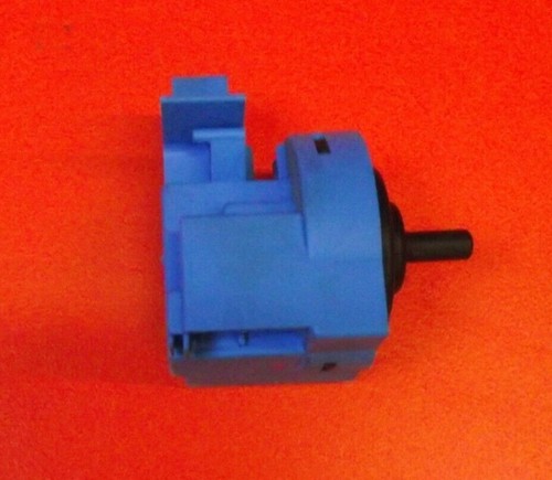 Waschmaschine HOTPOINT WML720P UK R DRUCKSCHALTER