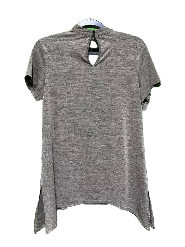 AB Studio Women’s Cutout Tee V-Neck Stretch Handkerchief Hem Top Green Medium - Image 3 of 4