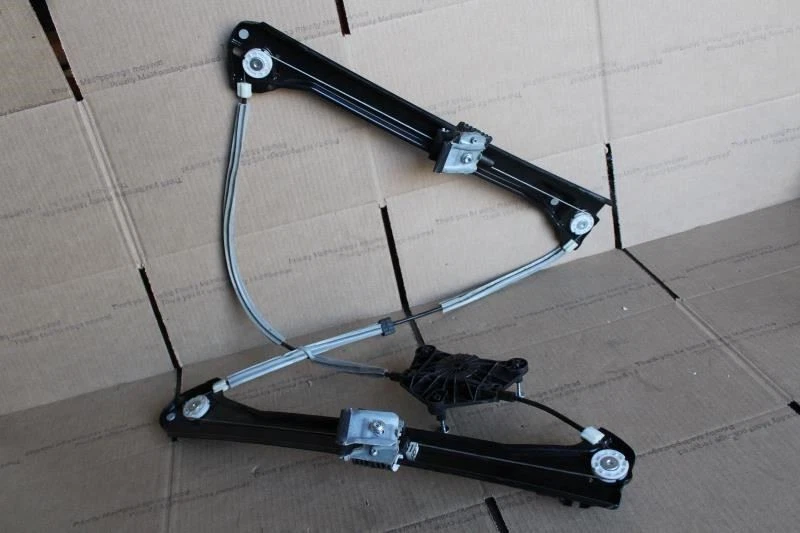 Volkswagen Passat 2017 conductor puerta delantera ventana regulador desnudo 561837461D Foto 2 de 4