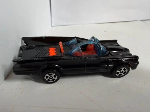 Vintage 1976 Corgi Juniors Batmobile Batman DC Comics Whizzwheels GT Britain