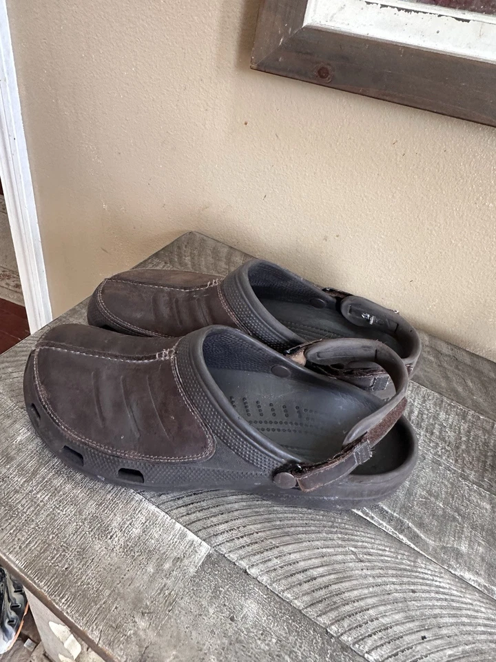 Zuecos Crocs Yukon Vista II Gamuza Deslizables Zapatos Marrón Para Hombre Talla 13” Foto 2 de 4