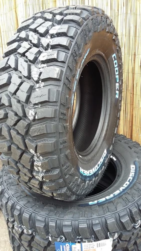 275 65 18 123/120K  COOPER DISCOVERER STT PRO MT TYRES ONLY X  2  DELIVERED
