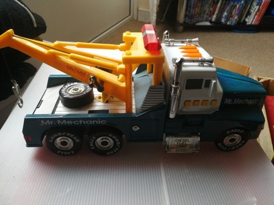 mr mechanic toy tow truck