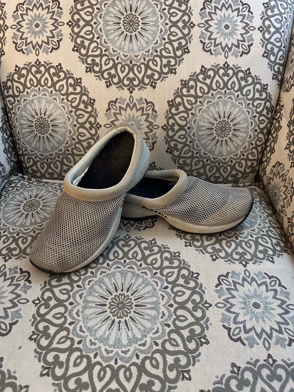 Slip on argento nebbia Merrell Primo Vent da donna taglia 7 5