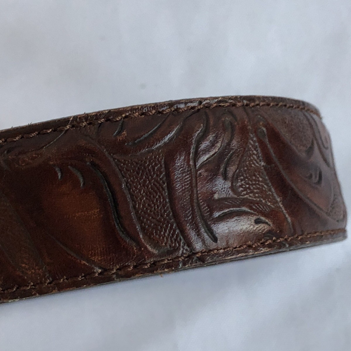 Fossil brown genuine leather hand-tooled belt with‎ silver studs Size L western Western Icons Tooled Belt | Stetson main image 2