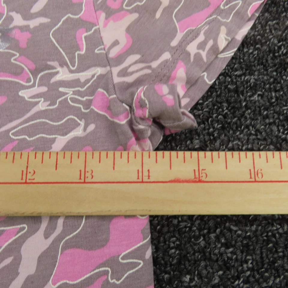 Camisa Puma Niñas Mediana Rosa Gris Camuflada Manga Corta Logo Gráfico Camiseta Top Foto 3 de 4