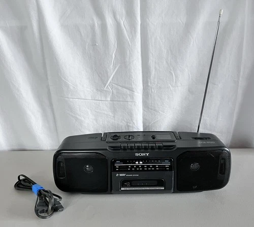 Sony CFS200 Stereo FM/AM Radio Tape Cassette Player Recorder Boombox VTG (As Is)