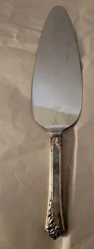 Heirloom Sterling Handle  Pie/Cake  Server w/ Stainless Blade  "Damask Rose"