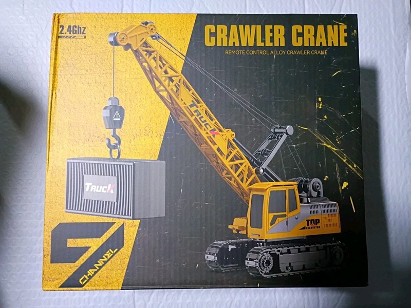Fun 2.4GHz 9-Channel RC Alloy Crawler Crane Toy Yellow Age 6+
