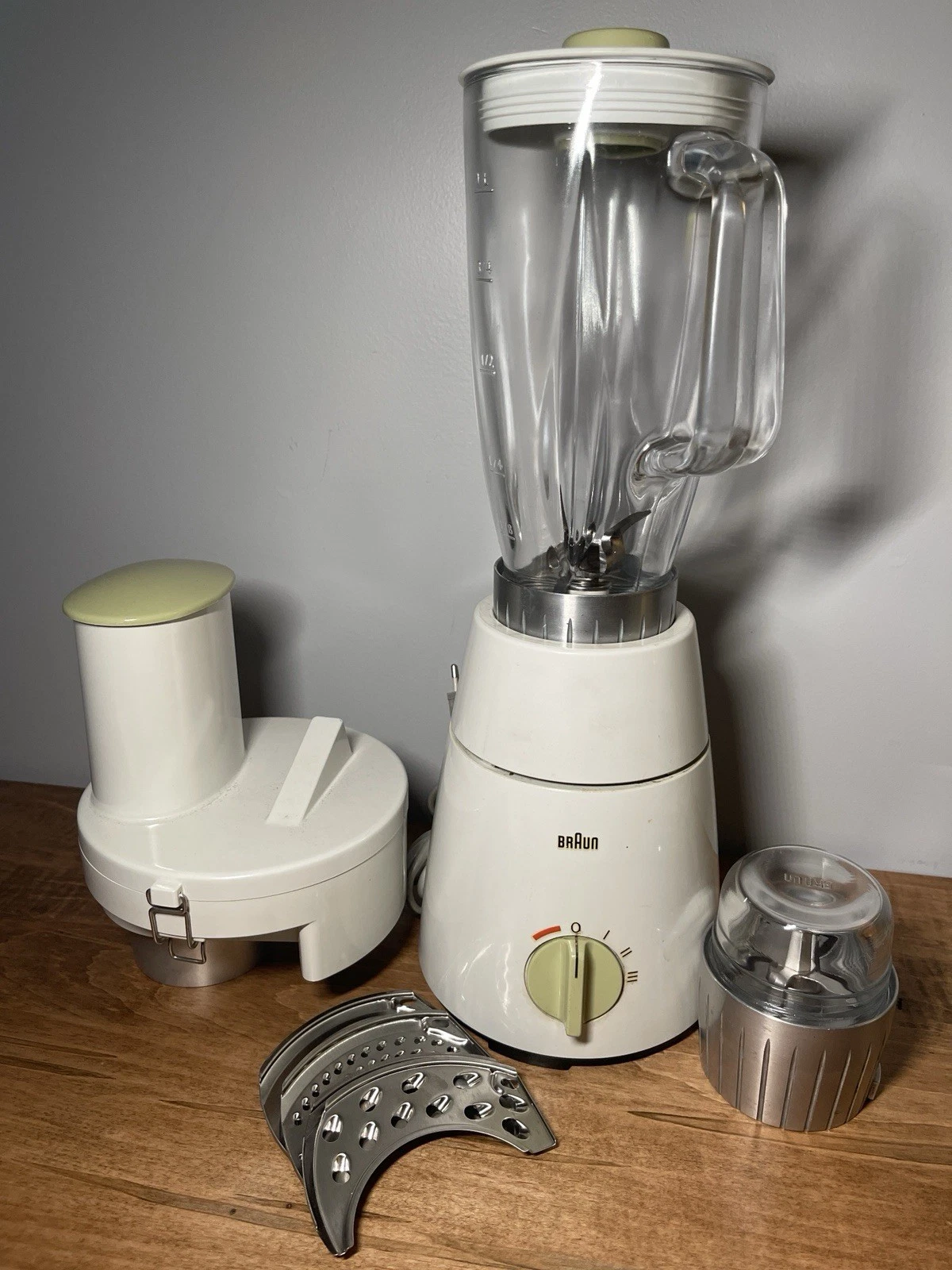 Vintage Braun Multimix MX32 Blender / Mixer With Shredder/Slicer Attachment
Opens in a new window or
