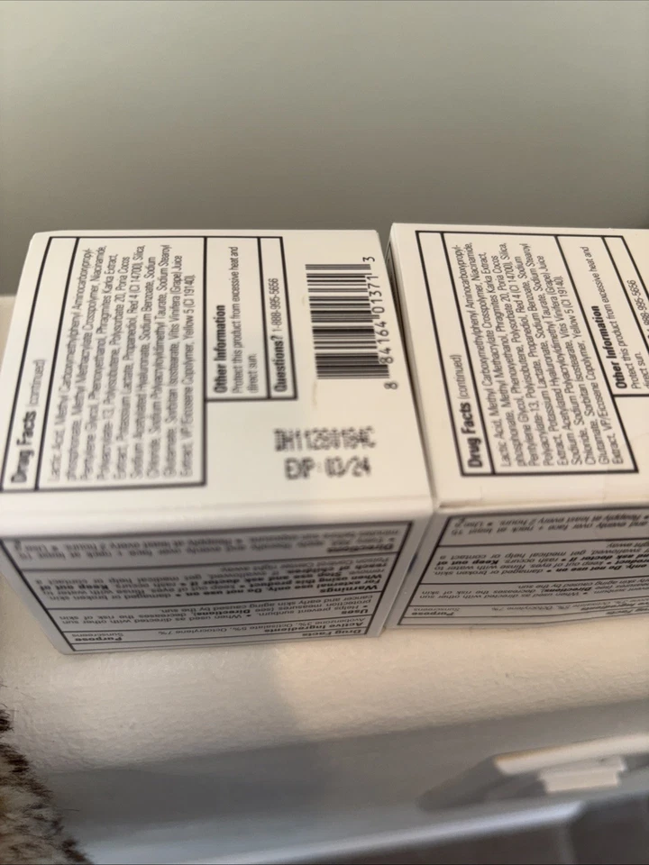 Crema Tratamiento Triple Defensa Rodan + Fields Redefine 3 - 30 ml Caducado FPS 30 Foto 4 de 4