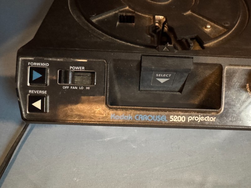 Kodak CAROUSEL 5200 slide projector & 25 trays, with Stack Loader