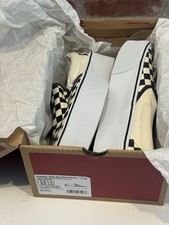Vans Classic checkered Slip On Stack form Women's 9