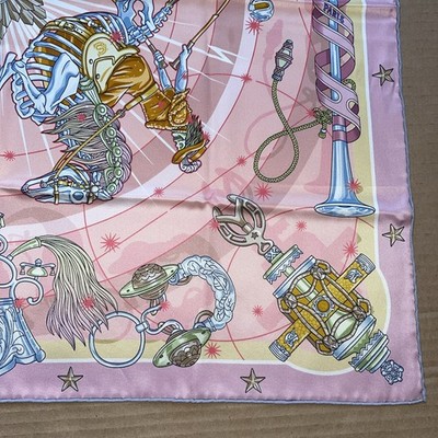 HERMESエルメスCHORUS STELLARUM ピンク カレ70 Hermes scarf 70 cm Pink Peach silk Chorus Stellarum | eBay