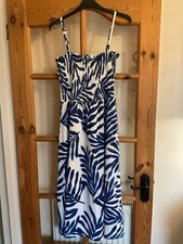 H&M White/ Blue Floral Smocked Summer Dress Size M Excellent Used Condition