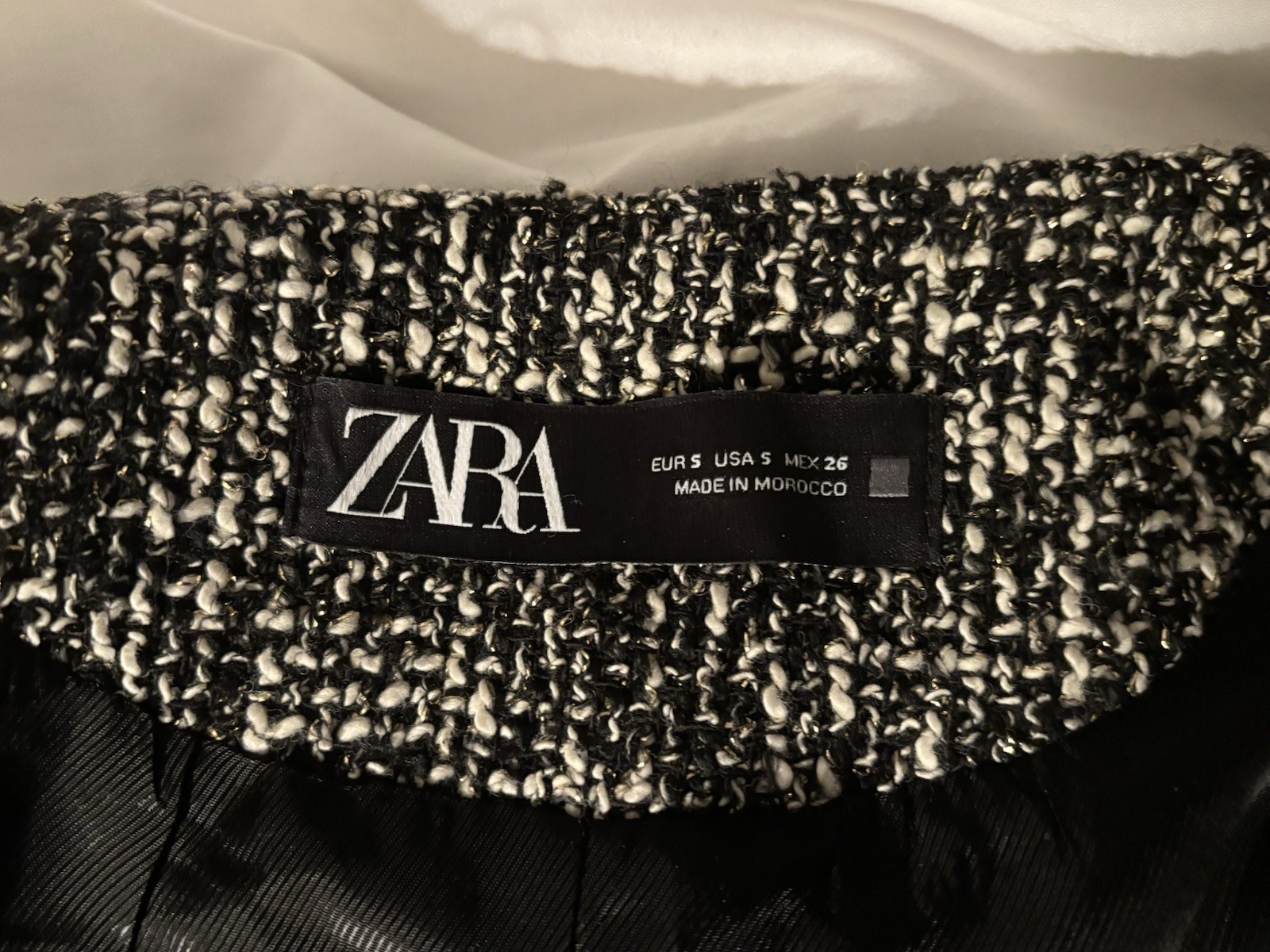 Zara Basic Cropped Tweed Jacket Blazer Rhinestone… - image 5