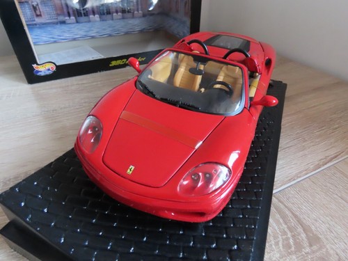 Mattel Hot Wheels Ferrari 360 Spider 2000 modelo de coche fundido a presión 1:18 (en caja) - Imagen 4 de 11