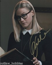 Olivia Taylor Dudley Magicians Autographed Signed 8x10 Photo #8
