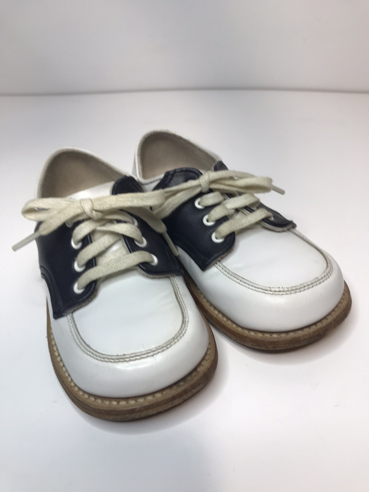 Vintage 70’s Stride Rite Saddle Oxford Toddler shoes 6 1/2-image
