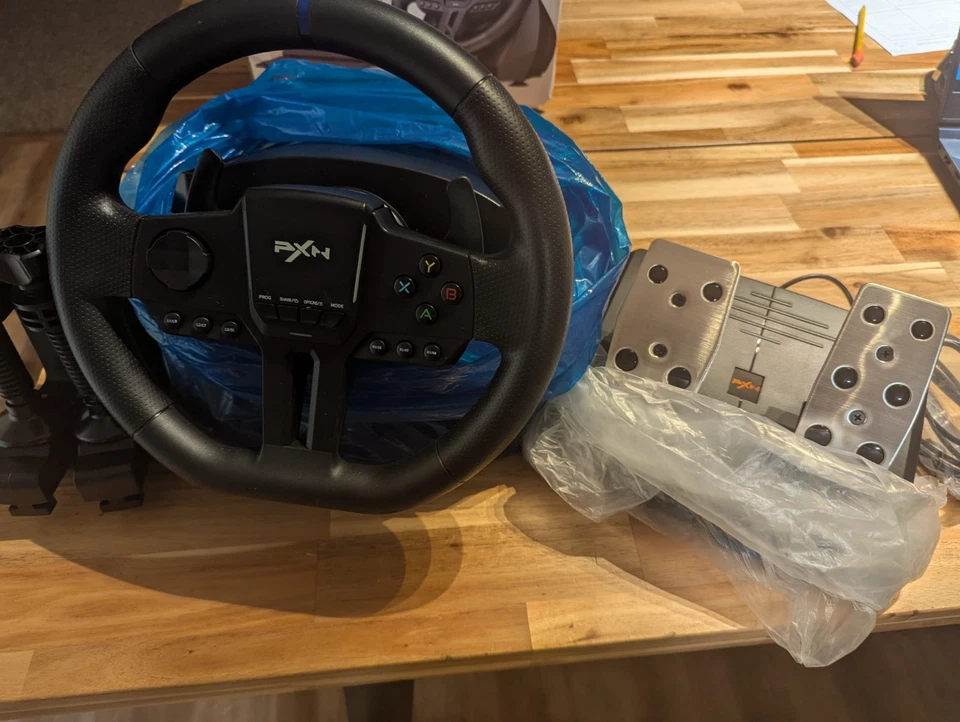 PXN V900 GEN2 270/900° Racing Wheel with Pedals for PC, PS, Xbox & Switch - Image 2 of 3
