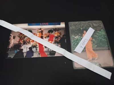2 Rare Vtg Sri Sathya Sai Baba Photos   Religious Pictures 