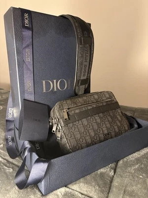 Sac / pochette bandoulière Dior authentique - Photo 1/4