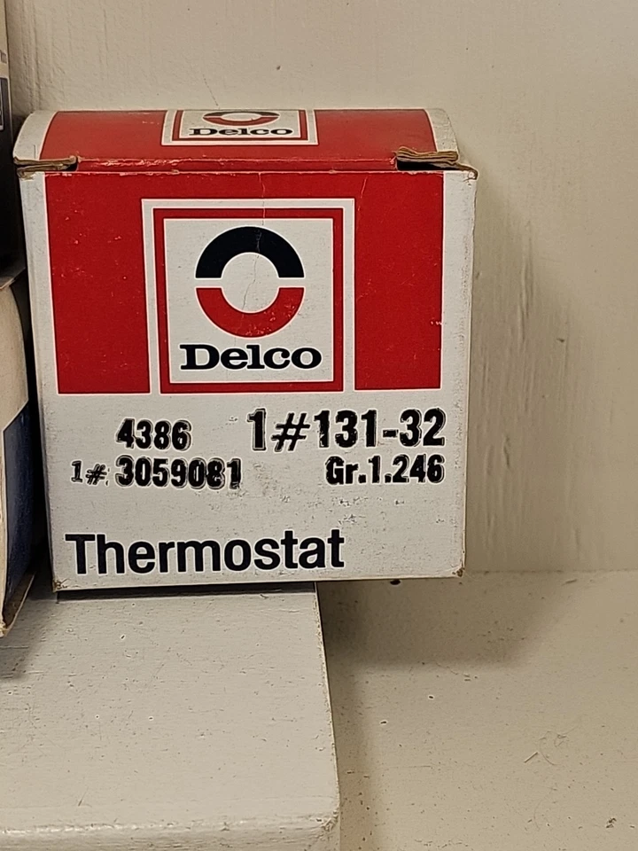 Новый из старых запасов лот из 4 оригинальных термостатов GM DELCO 3059081 1982-90 BUICK OLDS CHEVY CADILLAC - Изображение 4 из 4