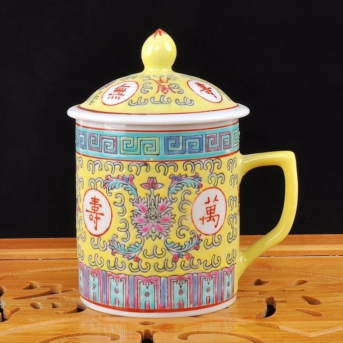 Taza tradicional china de porcelana azul y blanca de cerámica Jingdezhen Foto 2 de 4
