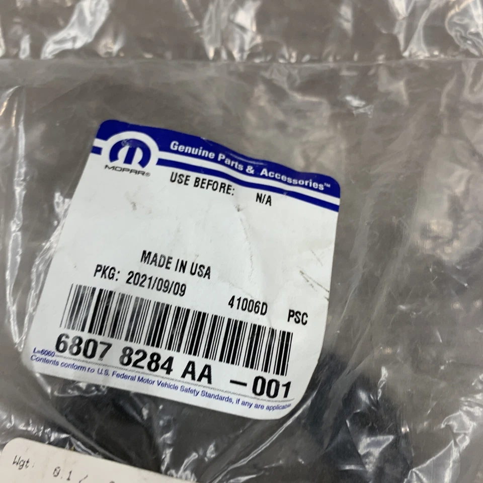 2011-2013 JEEP GRAND CHEROKEE 前右乘客侧雾灯挡板 — 第 2/4 张图片