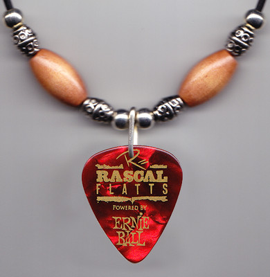 Rascal Flatts Jay Demarcus Signature Rouge Guitare Pick Collier - 2012 ...