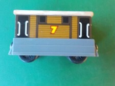 Thomas the Train 1999 Toby Wooden Railway Tank Engine Friends 7 MS T-1A