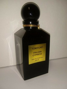 tom ford italian cypress 250ml