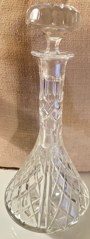 VINTAGE CUT CRYSTAL DECANTER  13"  x 7"