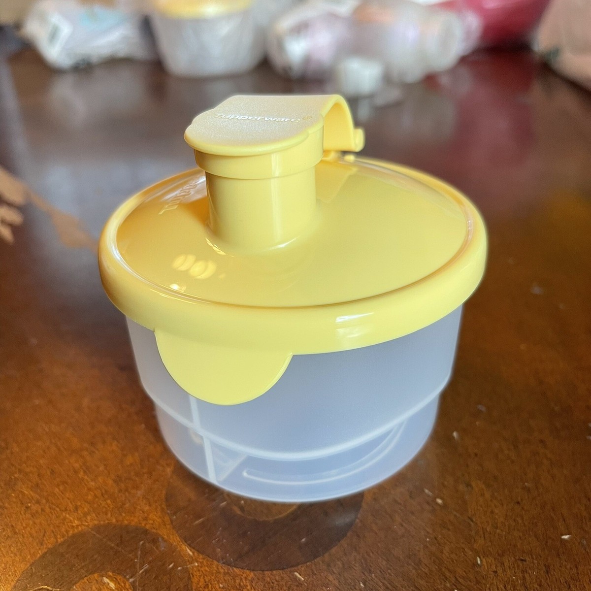 Tupperware Formula Dispenser Kids Baby Feeding Food Storage