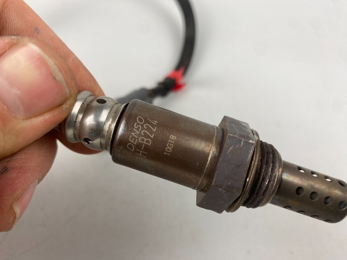 2004 - 2009 Subaru Outback Legacy Exhaust Lambda Nox Probe Sensor