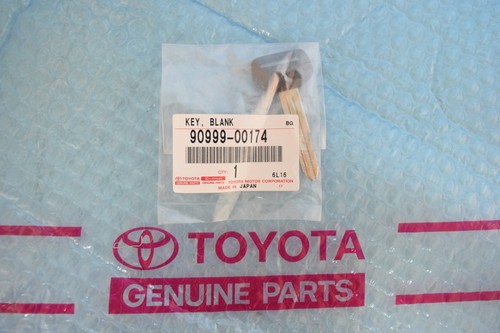 BLANK KEY FITS TOYOTA TERCEL SUPRA PICK UP MR2 LAND CRUIZER NEW PACKAGE OF TWO E