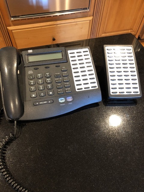 Vodavi Starplus STS Phone (3015-71) 30-Button Executive Key Phone 3010