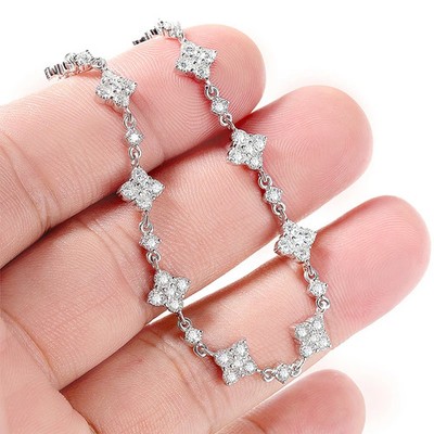 Laborgefertigter Diamant-Testpass 1,8 kt Rundschliff VVS1/D/Ausgezeichnetes Kleeblattarmband