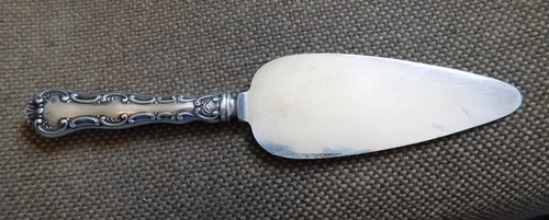 Gorham Sterling Handle STRASBOURG Pie Cake Server - Slight Edge Damage