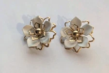 Vintage Emmons Signed Gold Tone White Enamel Magnolia Flower Clip On Earrings