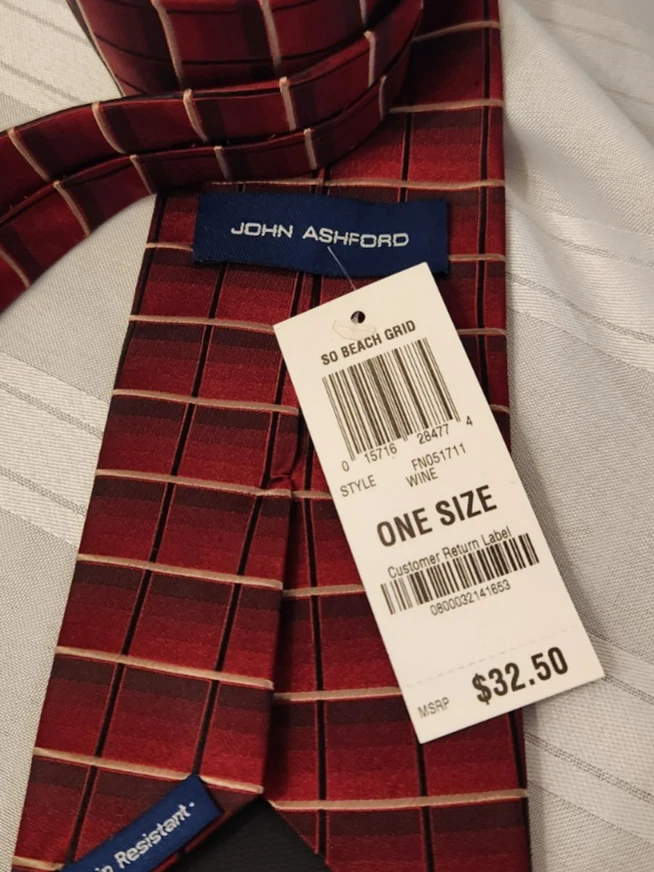 Nuevo con etiquetas Corbata de seda para hombre John Ashford roja con tonos blancos/negros/marrones repetición Foto 4 de 4