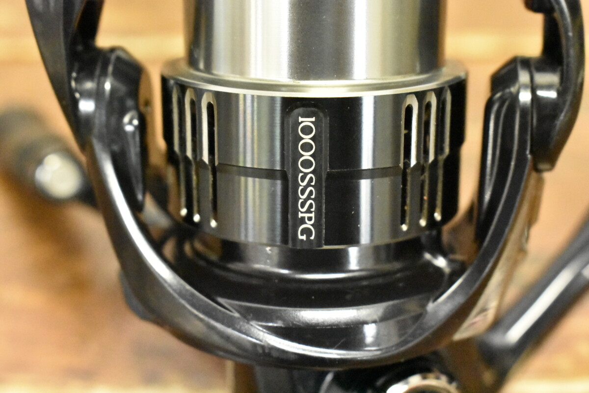 SHIMANO Spinning reel 19 Vanquish 1000SSSPG Used From Japan
