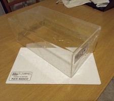 TECA PER MODELLI 1:18 fondo in battuta plexiglass bianco mod"LA DOLCE"- Noberini