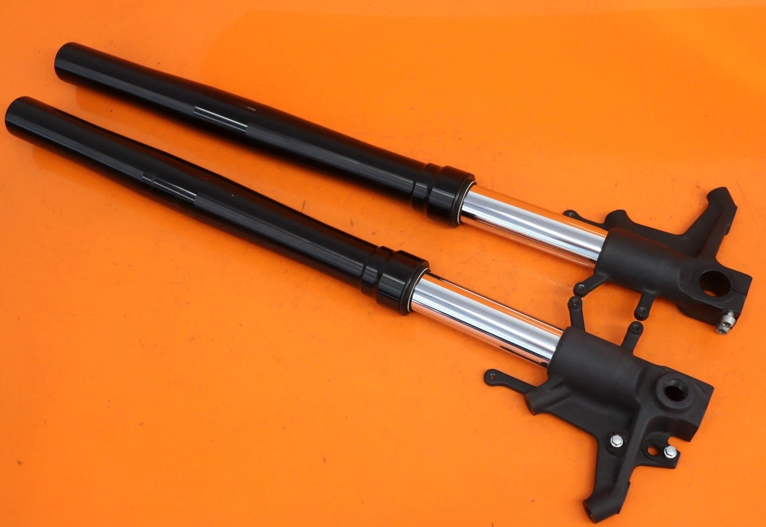 2024-2026 SUZUKI GSX-8R OEM STR8 FRONT FORKS SHOCK SUSPENSION SET PAIR *MINT*
